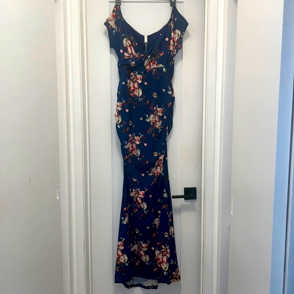 Maternity dress